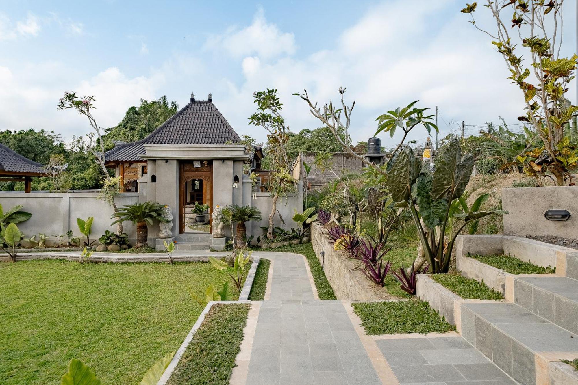 Ari Yudha Ubud Villa Exterior photo