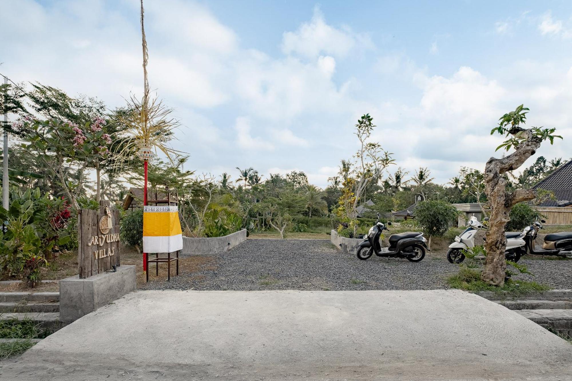 Ari Yudha Ubud Villa Exterior photo
