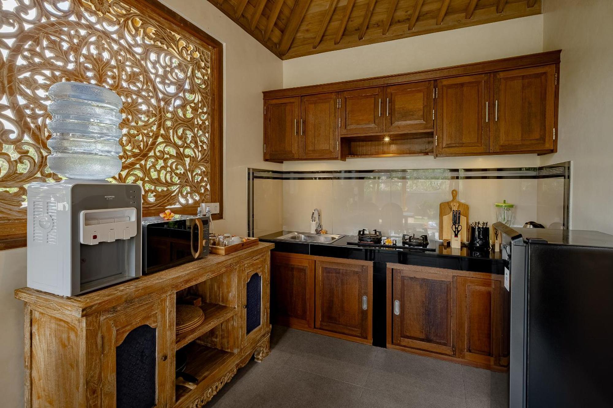 Ari Yudha Ubud Villa Exterior photo